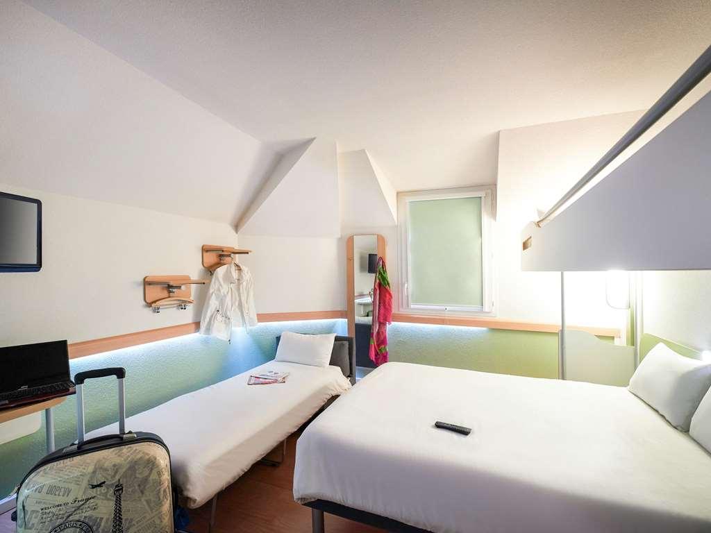 Ibis Budget Cholet Centre Zimmer foto