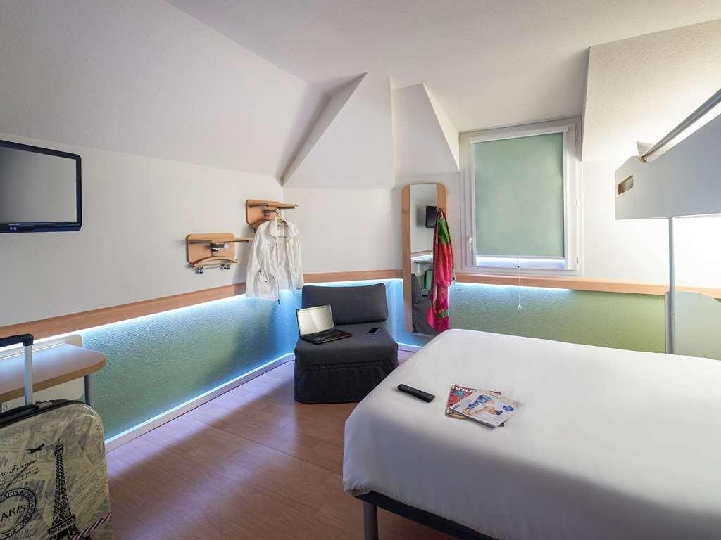 Ibis Budget Cholet Centre Zimmer foto