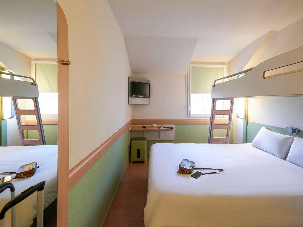 Ibis Budget Cholet Centre Zimmer foto