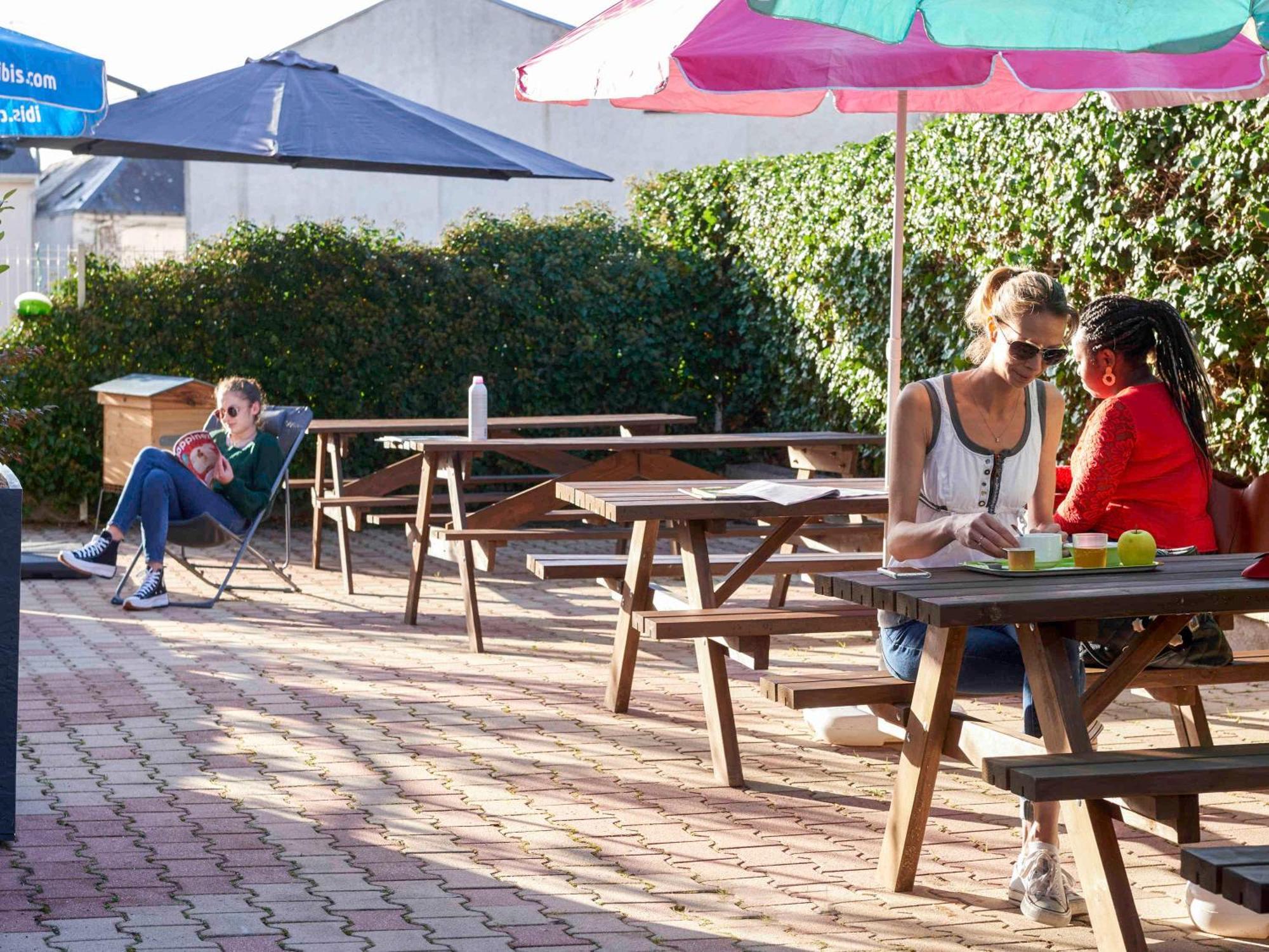 Ibis Budget Cholet Centre Exterior foto