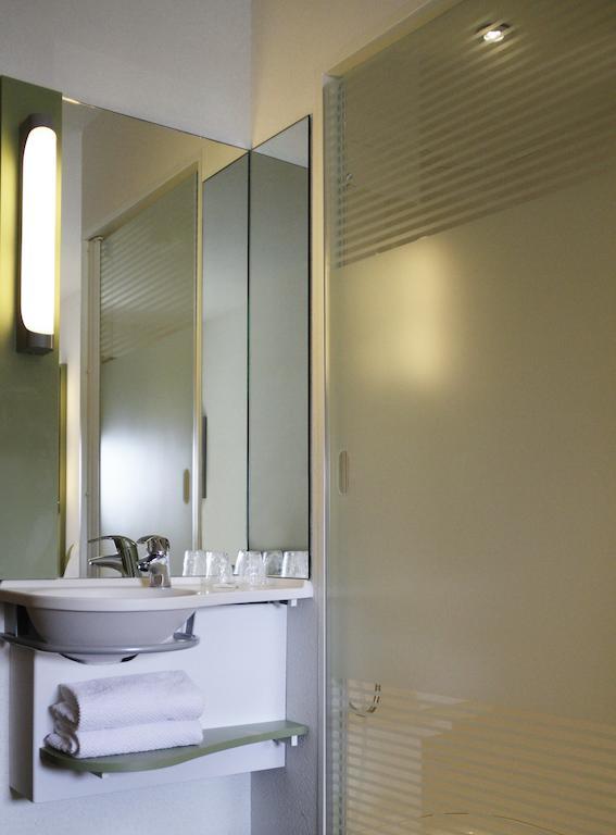 Ibis Budget Cholet Centre Zimmer foto